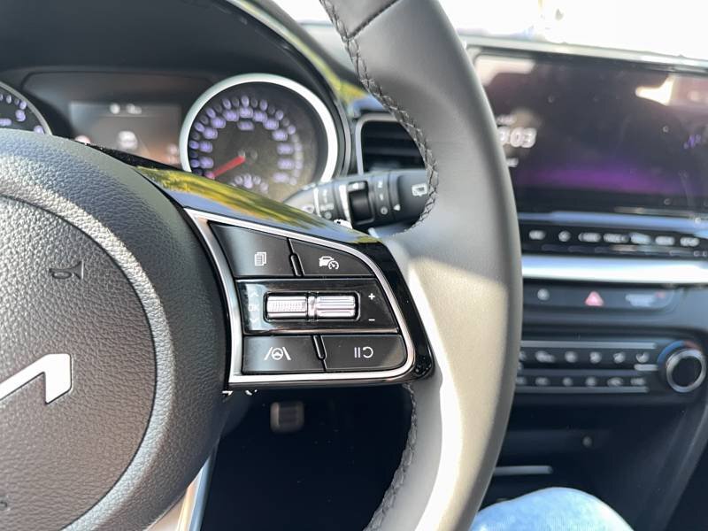 KIA Xcee'D