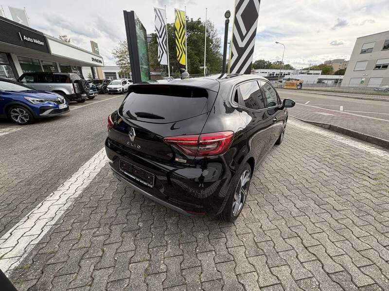 Fahrzeugabbildung Clio V 1.3 TCe 140 R.S. Line GPF Bild 4 von 18