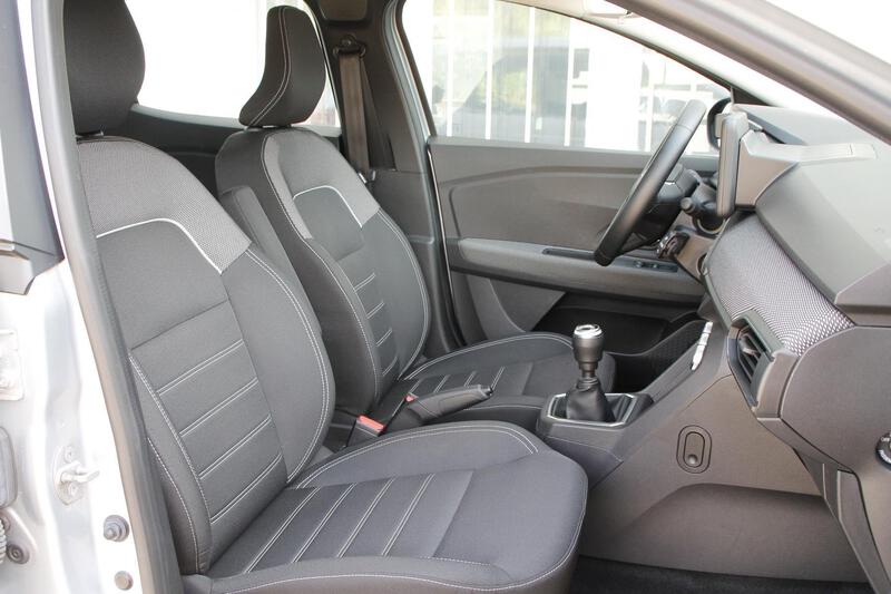 Fahrzeugabbildung Sandero III Comfort TCe 100 ECO-G Bild 21 von 27