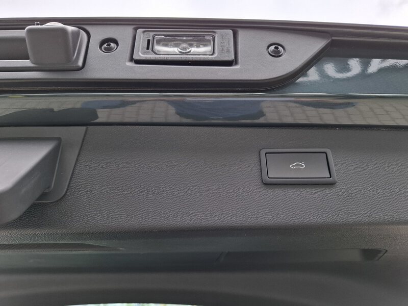 Fahrzeugabbildung Formentor VZ 2.0 TSI 4Drive (310 PS) 7-Gang-DSG Bild 13 von 49