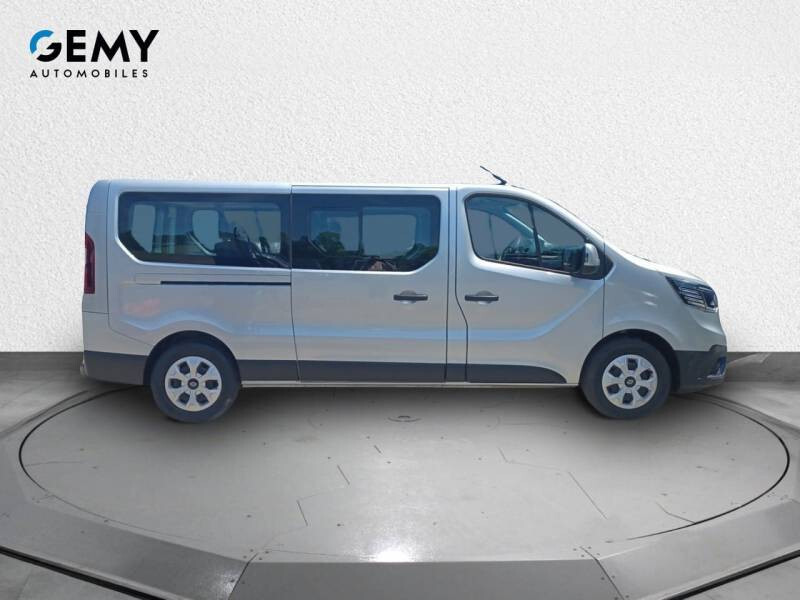 Renault Trafic Combi