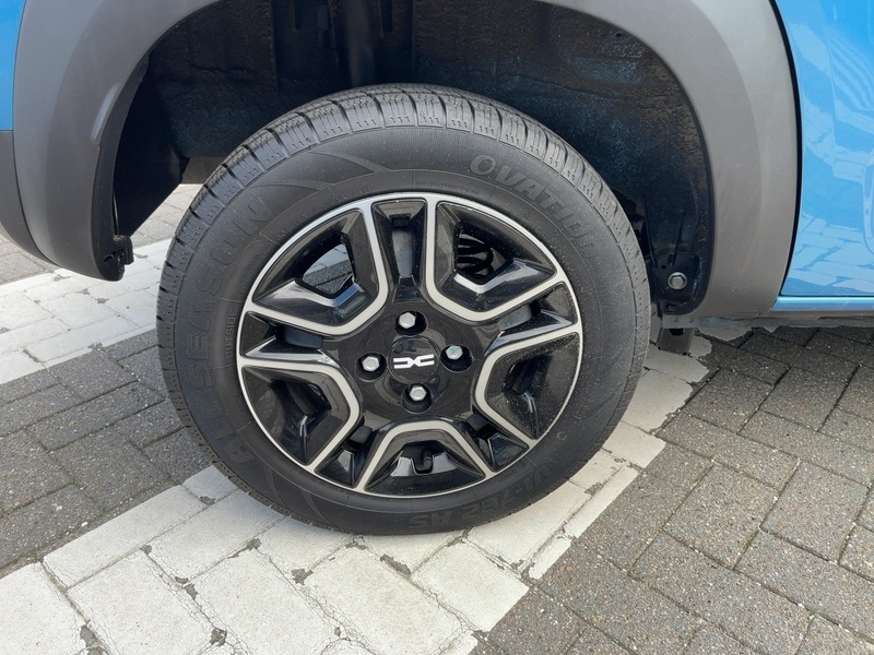 Fahrzeugabbildung Spring Electric 45 Essential Bild 7 von 15