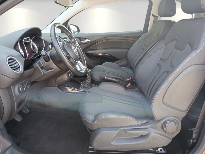 Opel Adam