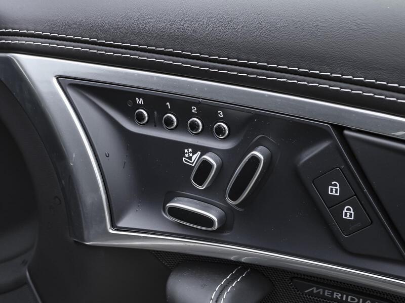Fahrzeugabbildung F-Type PANO KLIMA PAKET Bild 10 von 15