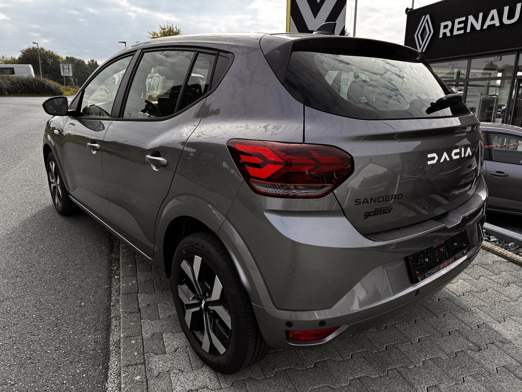Dacia Sandero – Bild 4