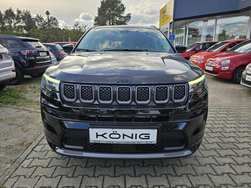 Fahrzeugabbildung Compass 1.3 PHEV S Allrad *CarPlay*Kamera*Leder* Bild 2 von 16