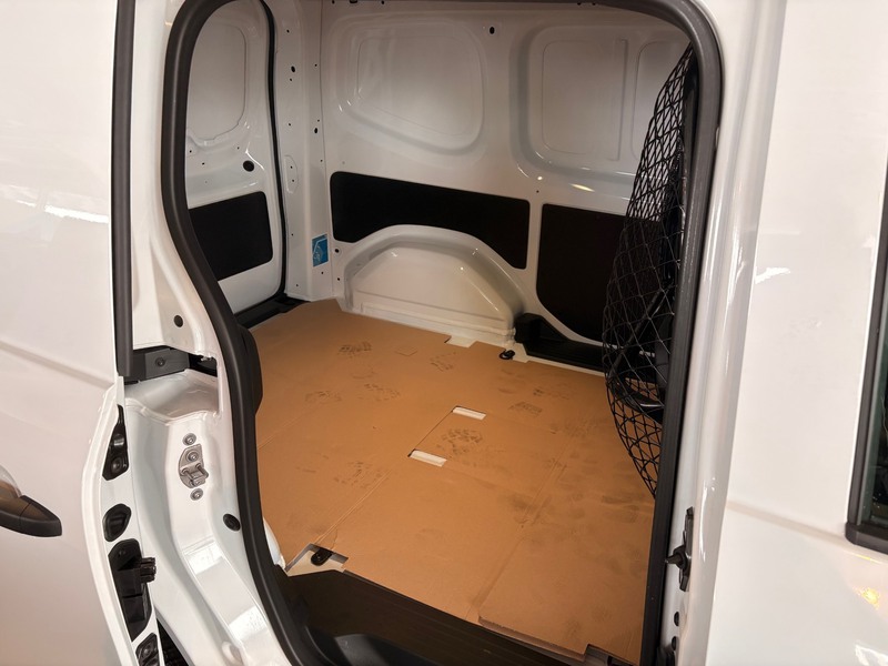 Fahrzeugabbildung Kangoo Rapid Advance L1 Blue dCi 95 MY24 Bild 7 von 12