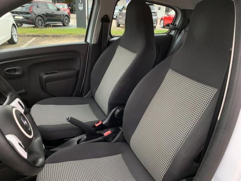 Fahrzeugabbildung Twingo Entry Bild 9 von 15