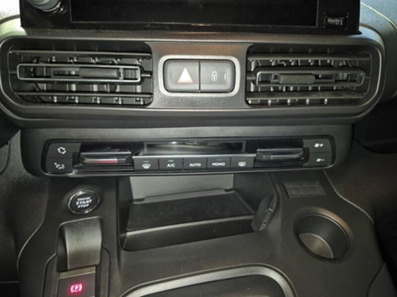 Opel Combo-e Life