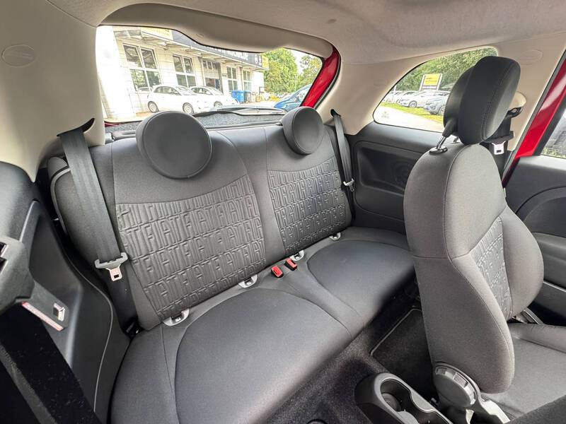 Fahrzeugabbildung 500 KLIMA*CARPLAY*TEMPO*LM Bild 20 von 20