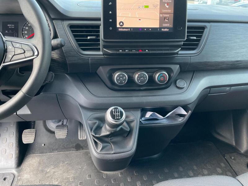 Renault Trafic Combi