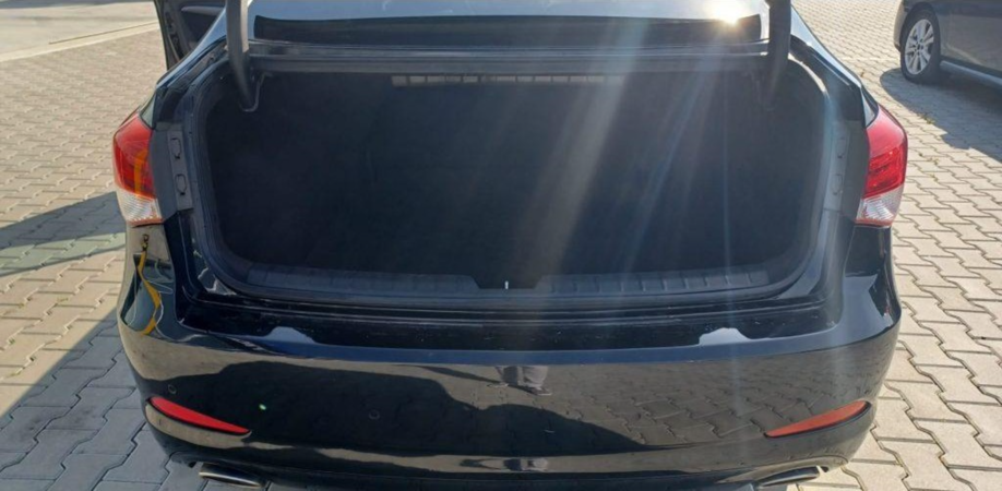 HYUNDAI i40 0 — imagine 6