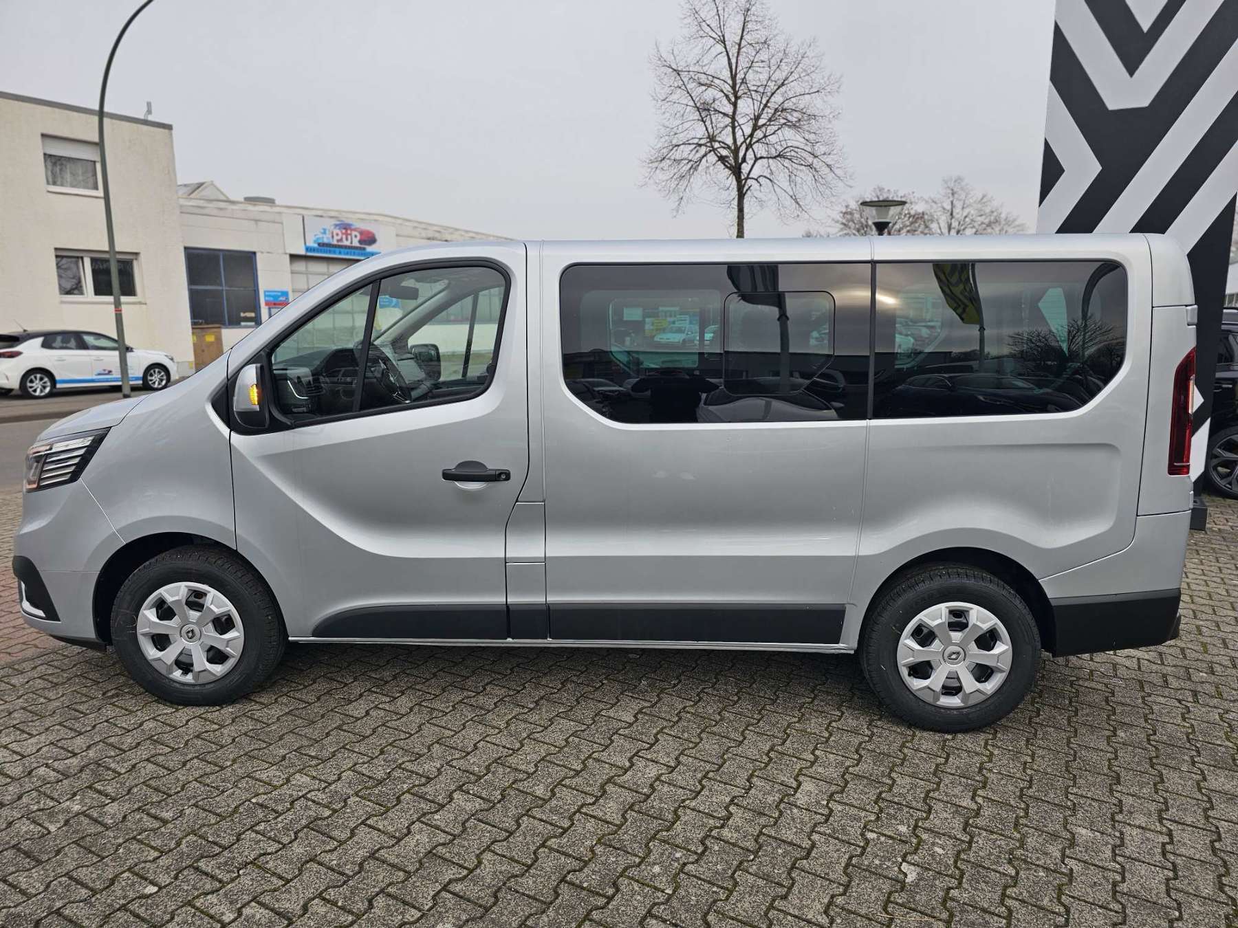Renault Trafic – Bild 11