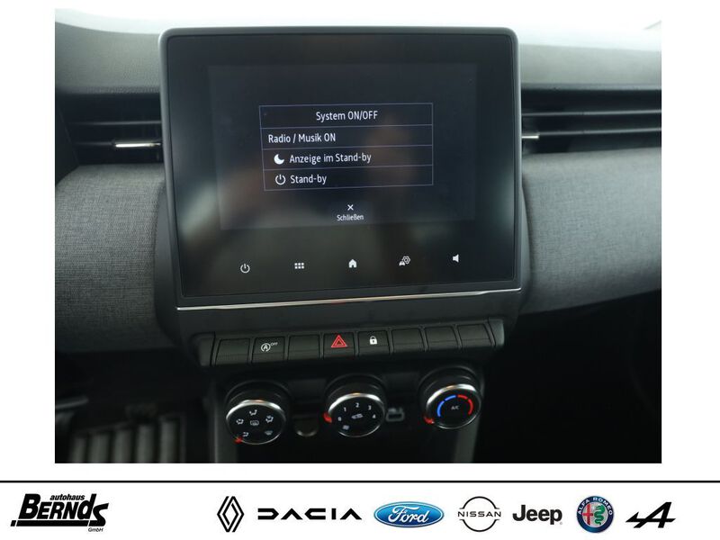 Fahrzeugabbildung Clio SCe 65 49kW/67PS Bild 324 von 424