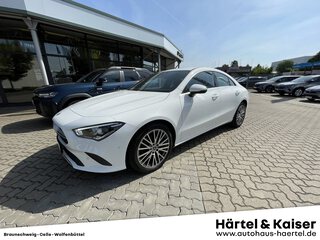 Mercedes-Benz CLA 180 Progressive - +LM-Felgen+Kamera+NAVI+UVM+
