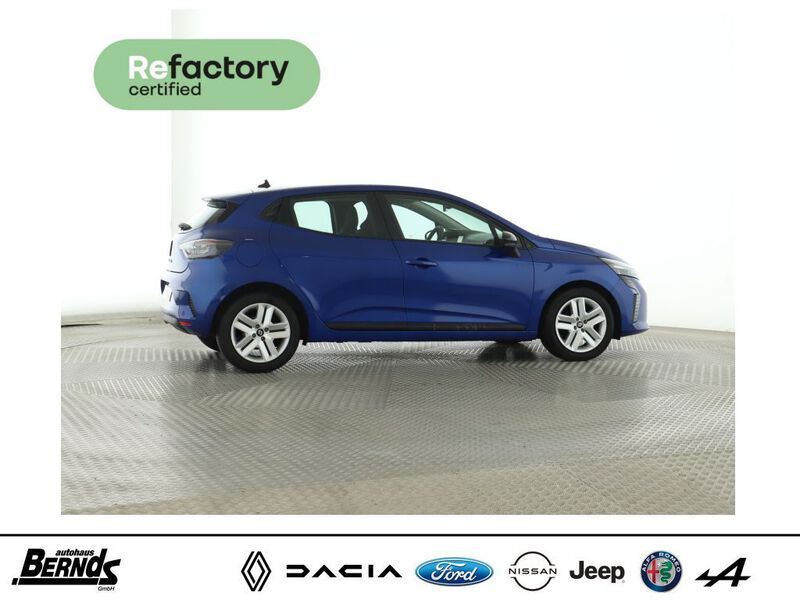 Fahrzeugabbildung Clio SCe 65 49kW/67PS Bild 42 von 424