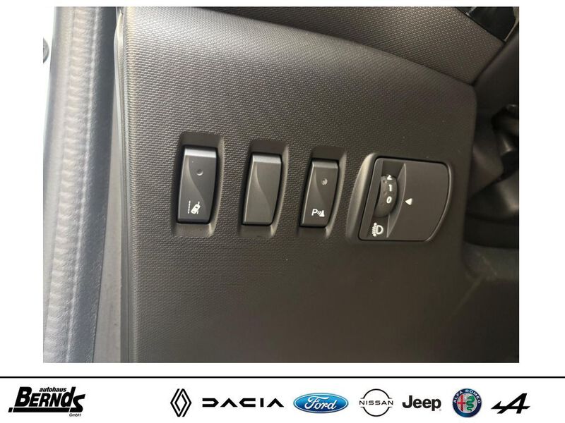Fahrzeugabbildung Twingo SCe 65 Start & Stop 45kw/65PS Bild 36 von 424