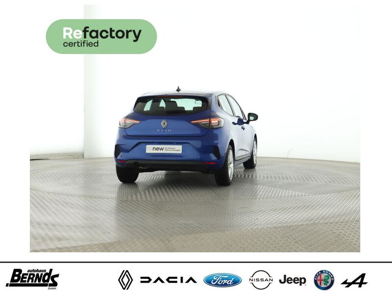 Fahrzeugabbildung Clio SCe 65 49kW/67PS Bild 391 von 424