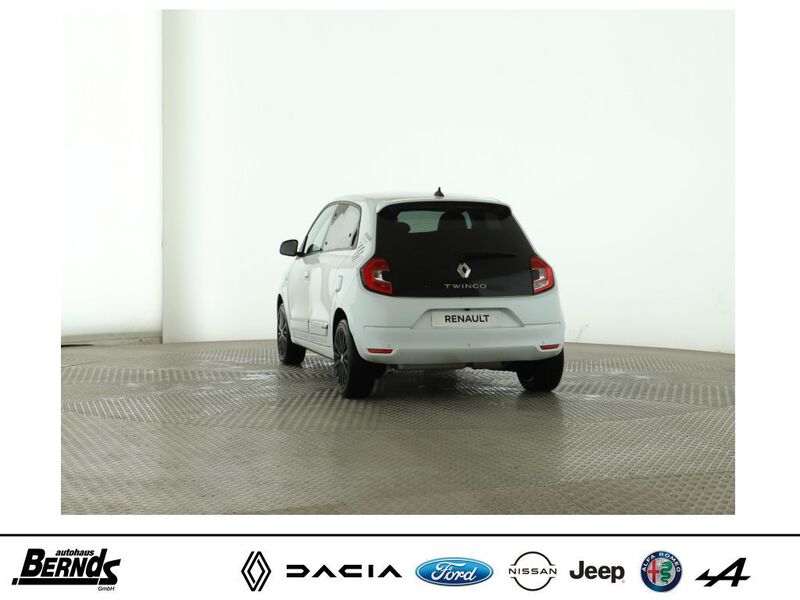 Fahrzeugabbildung Twingo SCe 65 Start & Stop 45kw/65PS Bild 421 von 424