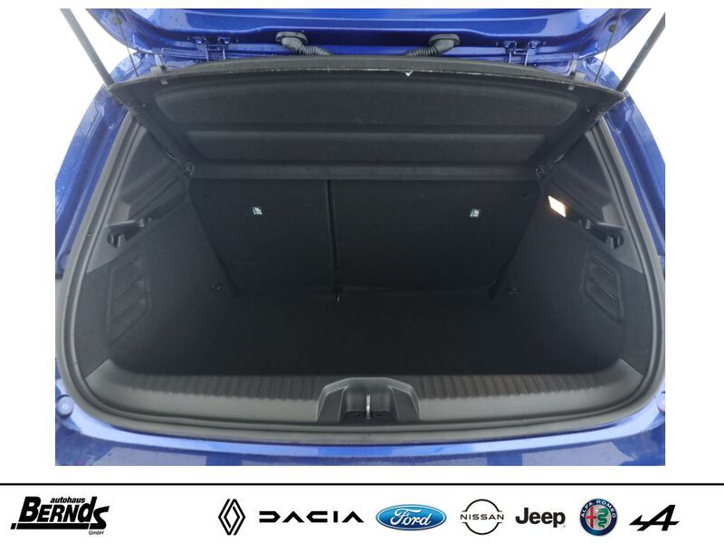 Fahrzeugabbildung Clio SCe 65 49kW/67PS Bild 66 von 424
