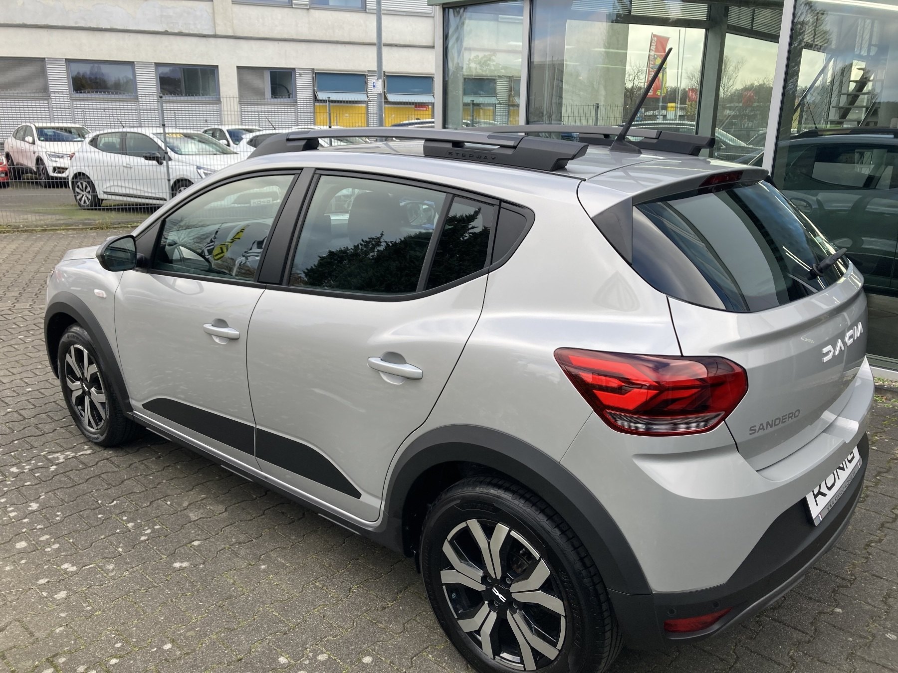 Dacia Sandero – Bild 8