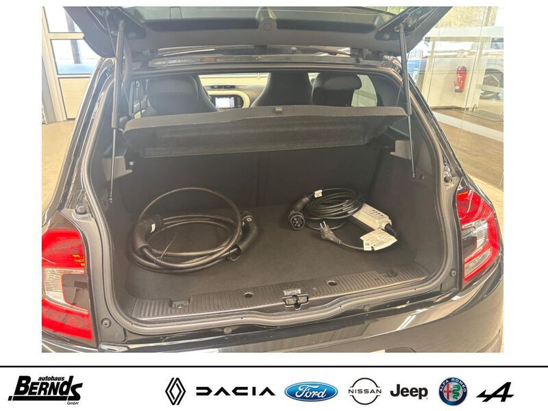 Fahrzeugabbildung Twingo E-Tech 100% el. 60kW/82PS Bild 342 von 423