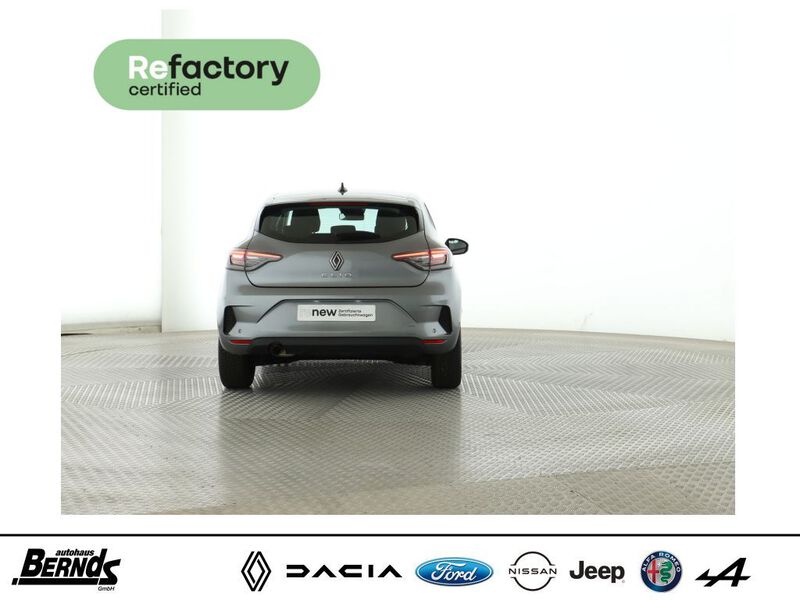 Fahrzeugabbildung Clio SCe 65 49kW/67PS Bild 162 von 424