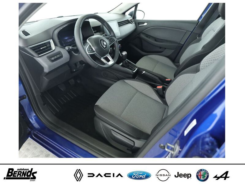 Fahrzeugabbildung Clio SCe 65 49kW/67PS Bild 263 von 424