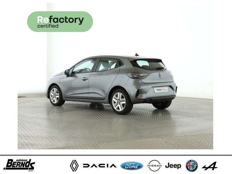 Fahrzeugabbildung Clio SCe 65 49kW/67PS Bild 318 von 424