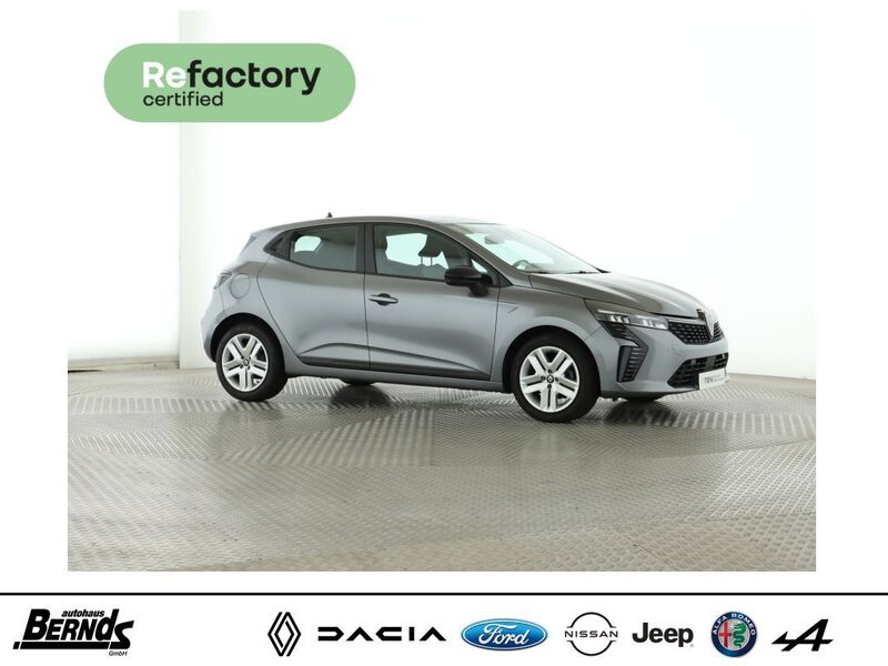 Fahrzeugabbildung Clio SCe 65 49kW/67PS Bild 302 von 424