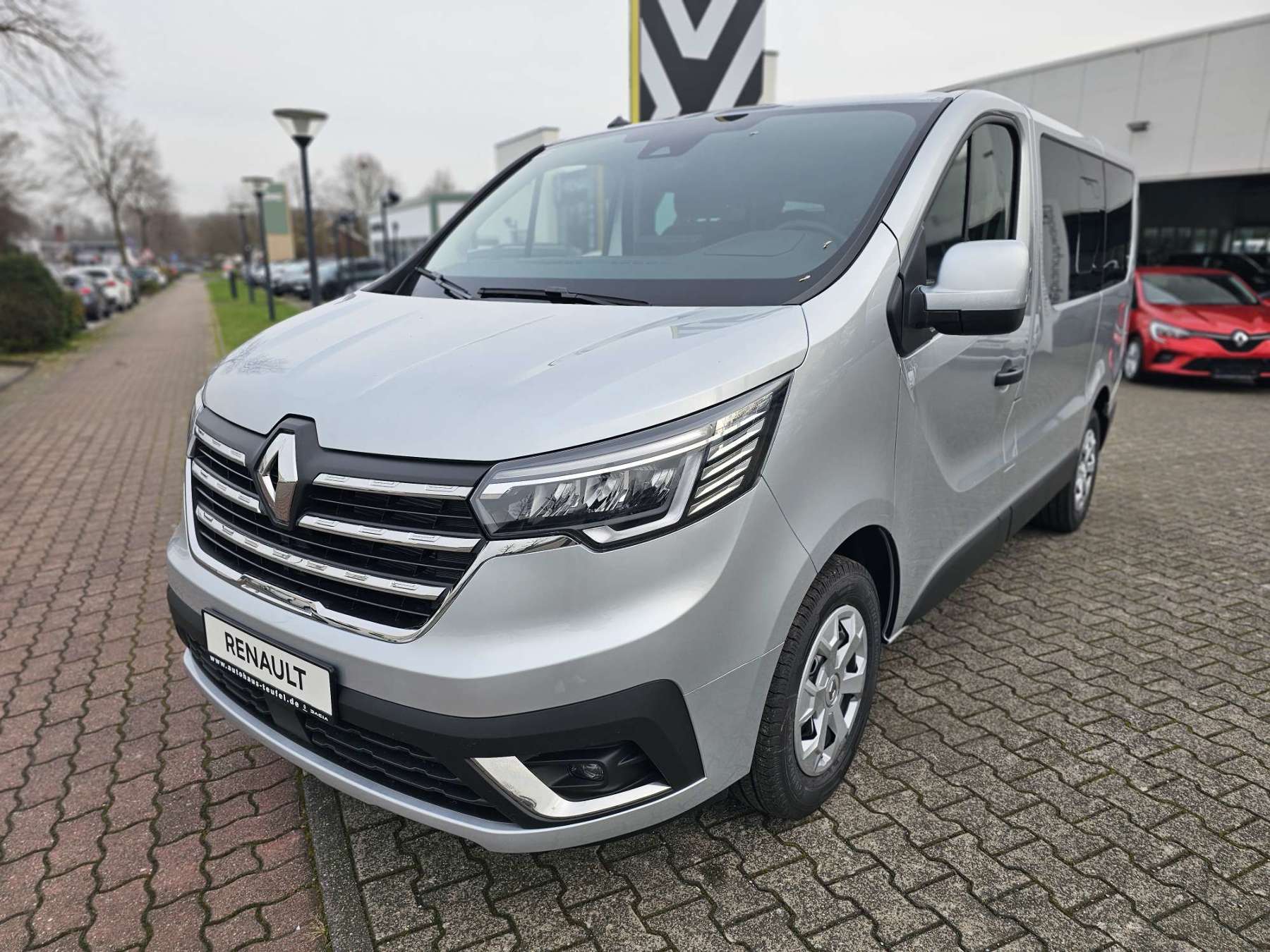 Renault Trafic – Bild 2