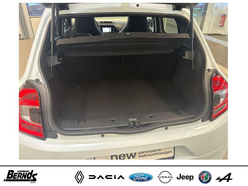 Fahrzeugabbildung Twingo SCe 65 Start & Stop 45kw/65PS Bild 226 von 424