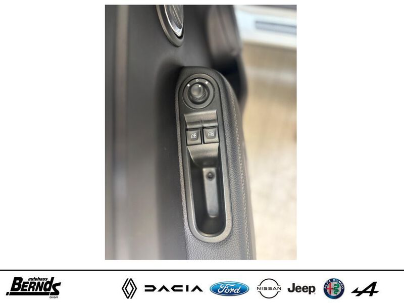 Fahrzeugabbildung Twingo SCe 65 Start & Stop 45kw/65PS Bild 158 von 424