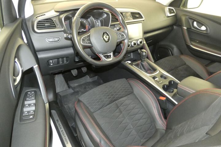 Inside Kadjar Diesel  Blanco Glaciar