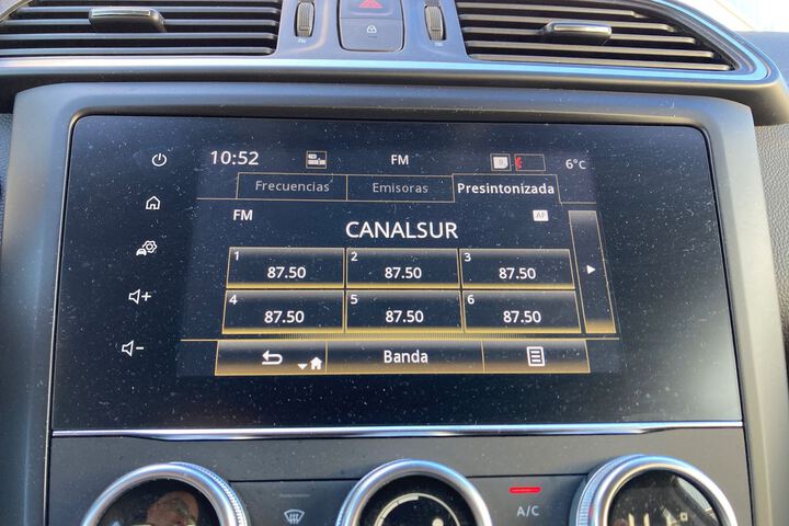 Inside Kadjar  Gris Titanium