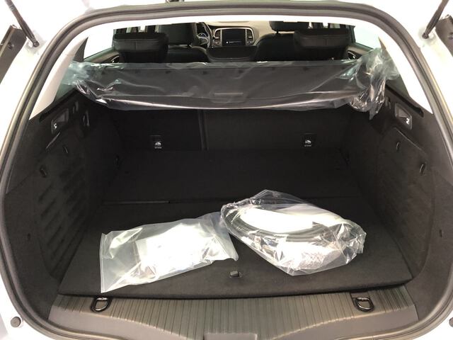 Inside Mégane Sport Tourer Híbrido Enchufable  Gris Highland