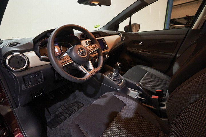 Inside Micra  Passion Red