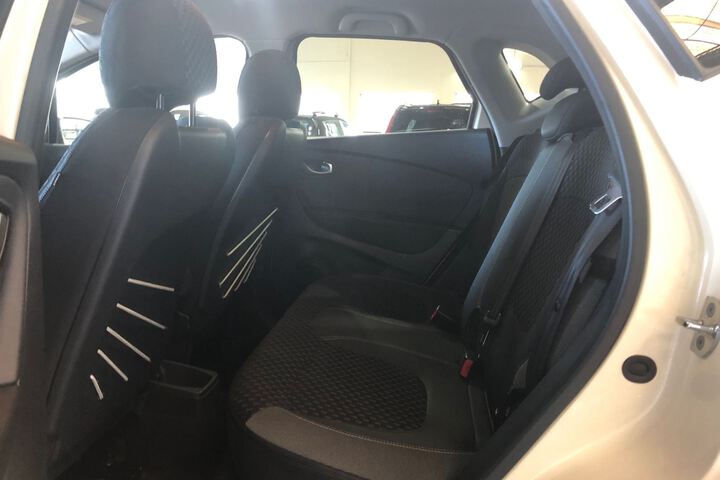 Inside Captur  Marfil Delhi/Techo N