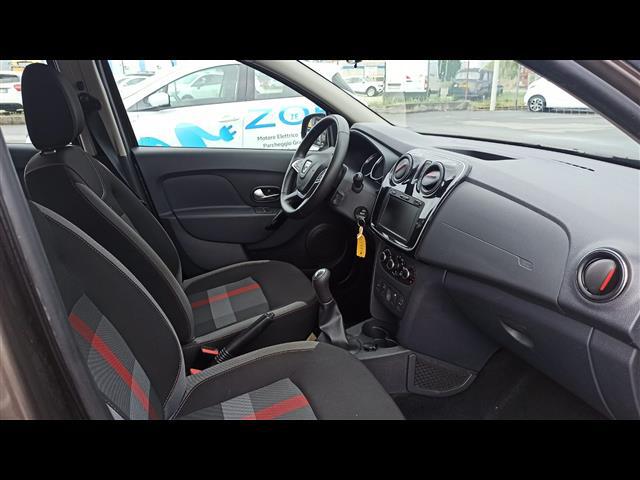 DACIA Sandero  Stepway 00024118_VO38013404