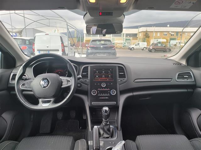 RENAULT Megane 00023466_VO38013404