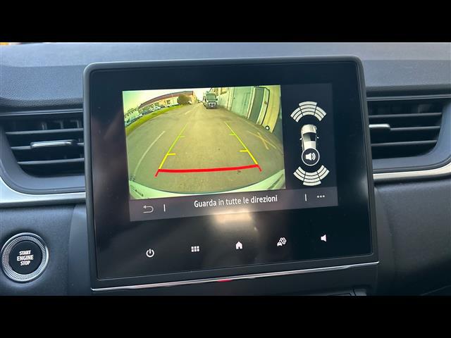 RENAULT Captur 03448860_VO38013139