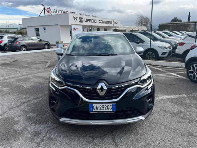 RENAULT Captur 02640550_VO38043366