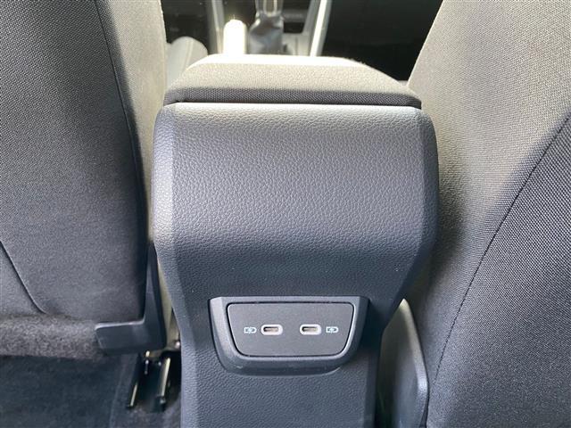 VOLKSWAGEN Polo 02641706_VO38043366