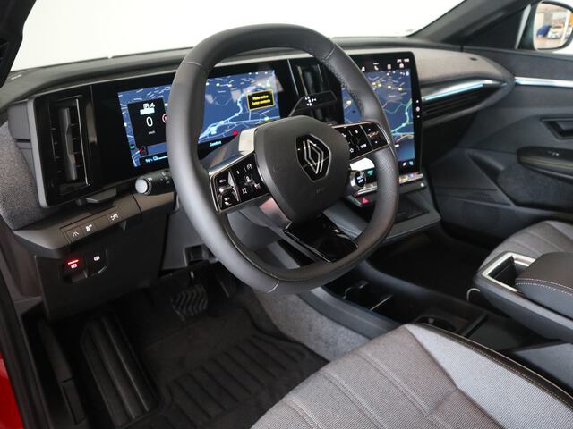 Inside  MEGANE E-TECH 100% ELÉCTRICO  carrocería rojo des