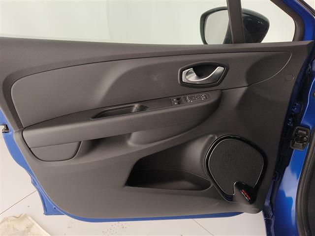 RENAULT Clio Sporter 00188529_VO38023507