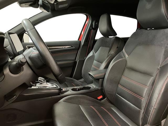 RENAULT Arkana 00984737_VO38023207