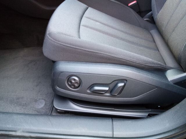 Inside A4 Avant Diesel  Negro Mitos metaliza