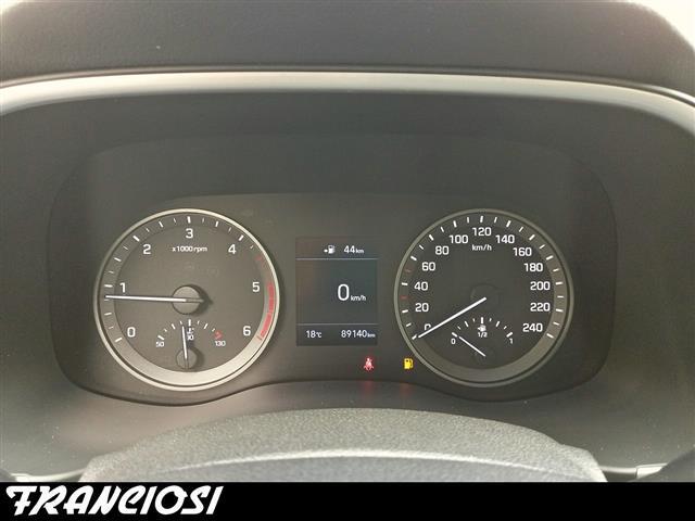 HYUNDAI Tucson II 2018 00023501_VO38013018