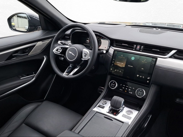 Außenausstattung F-Pace Eiger Grey Metallic grau