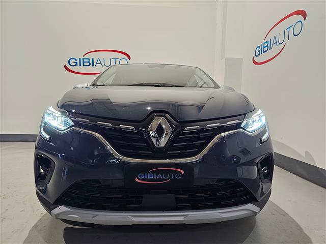 RENAULT Captur 02415732_VO38013170